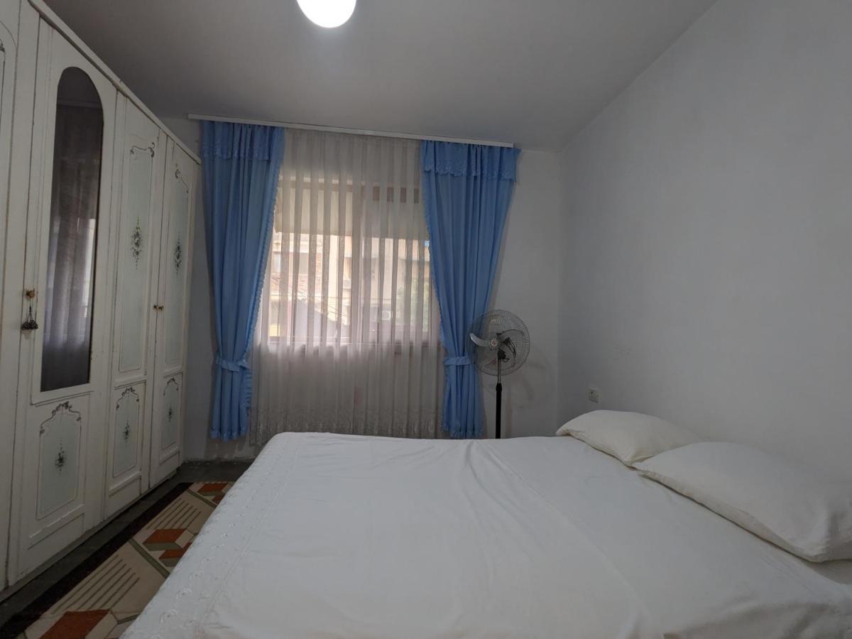 Communist Style Room Shkoder Luaran gambar