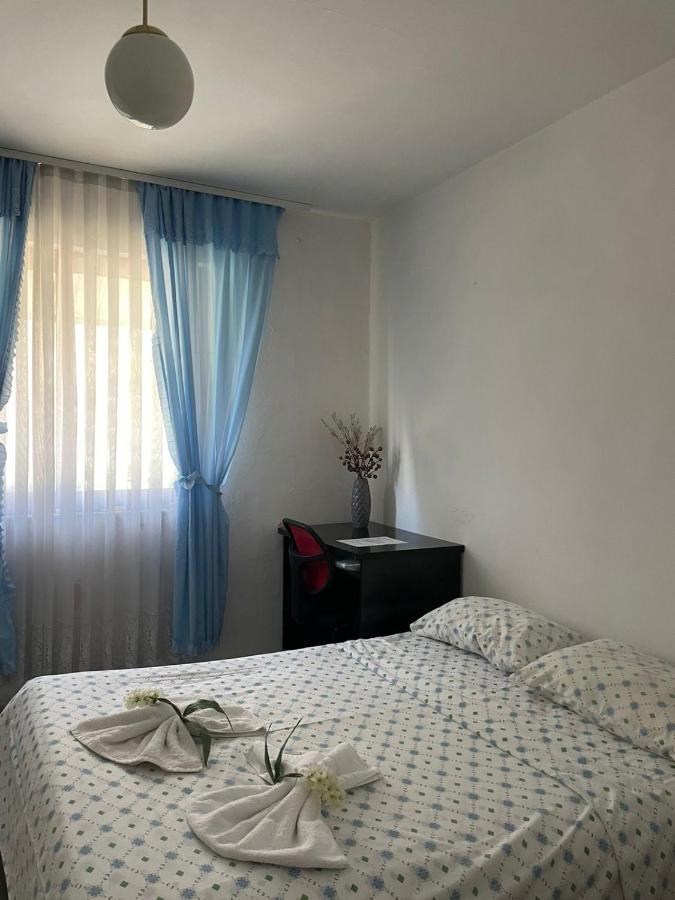Communist Style Room Shkoder Luaran gambar